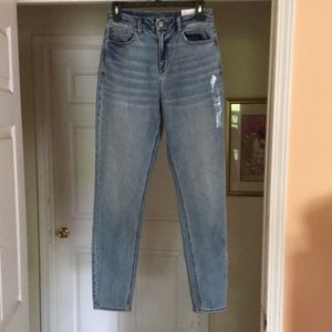 American Eagle Mom Jeans